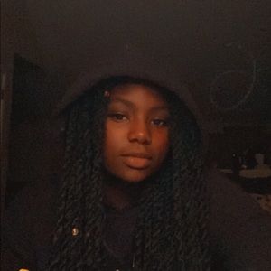 Meet your Posher, Shayla